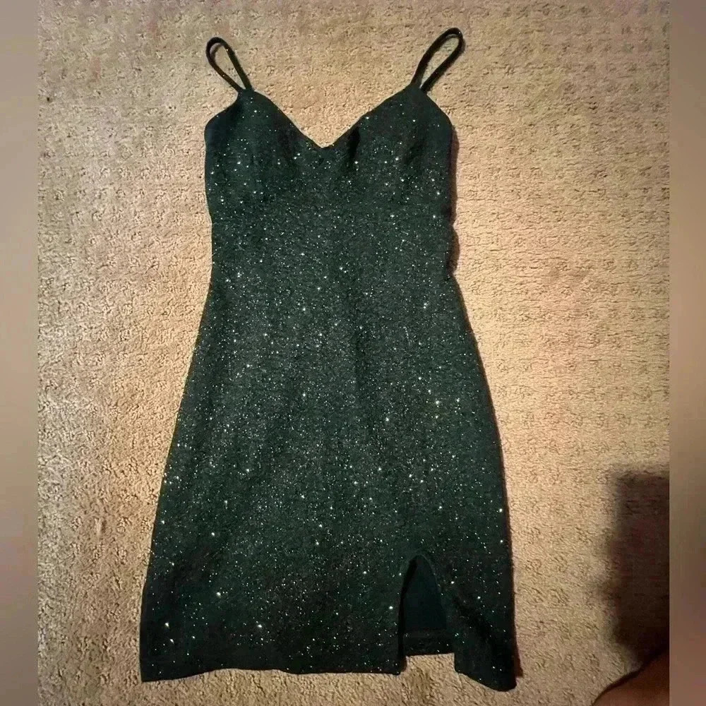 Windsor Green sparkly Hoco Dress!!